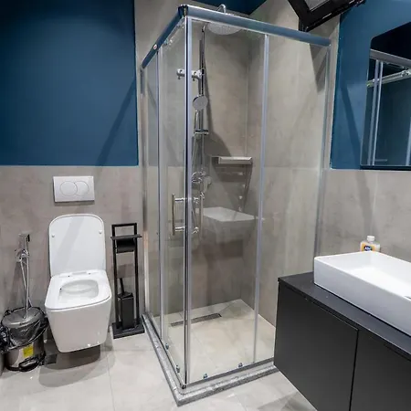 The Red Tile - Sweet Escape