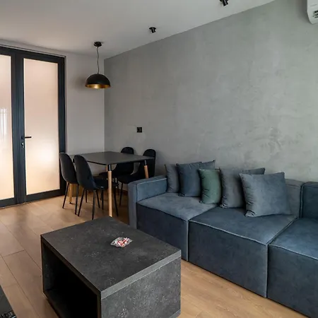 The Red Tile - Sweet Escape Apartament Tirana